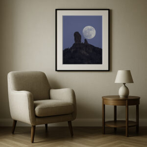Luna llena del Ciervo sobre el Roque Nublo